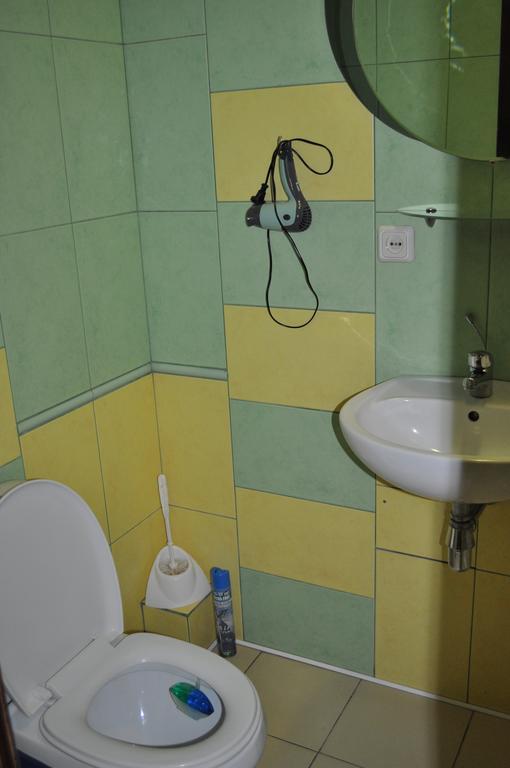 Apartment On Oleksandra Polia Avenue 110 Ντνιπροπετρόφσκ Εξωτερικό φωτογραφία
